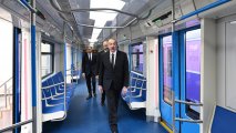 Prezident yeni nəsil metro qatarları ilə tanış oldu - YENİLƏNİB + FOTO