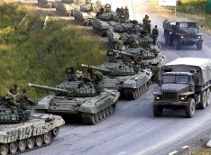 Daha bir neçə yüz tank sərhədə tərəf irəliləyir