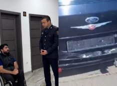 Avtomobili nömrəsiz idarə edən əlilliyi olan şəxs saxlanıldı - VİDEO