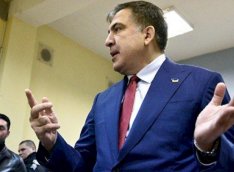 Saakaşvili siyasi mübarizəyə başlayır: Sədr ola bilər