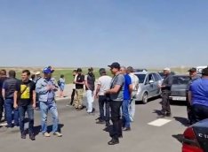 Ermənistanda etirazçılar İrana gedən magistral yolu bağlayıblar - VİDEO