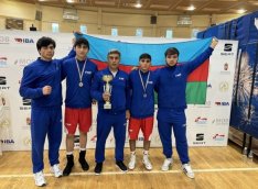 Gənc boksçularımız Macarıstandan iki medalla dönürlər