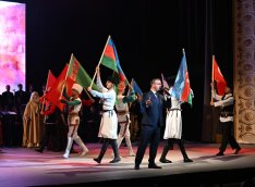 “Türk dünyası” II Beynəlxalq Tələbə Tamaşaları Festivalının açılışı olub