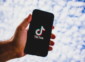 В Кыргызстане перестал открываться TikTok