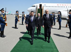 Садыр Жапаров прибыл в Азербайджан