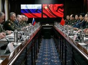 Министры обороны РФ и Китая провели переговоры в рамках совещания ШОС в Астане