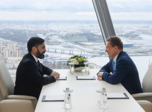 Президенты SOCAR и Газпрома провели встречу в Санкт-Петербурге