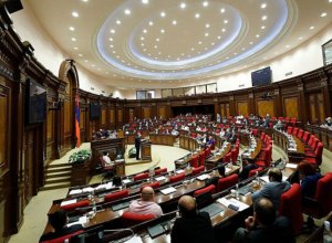 Армянские депутаты не стали обсуждать проект против делимитации и демаркации