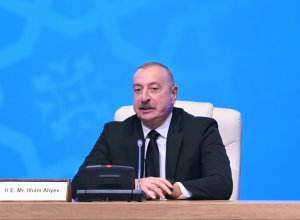 Алиев: Азербайджан и Армения проводят делимитацию без посредников