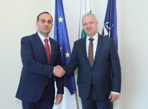 Посол Азербайджана обсудил с замглавы МИД Болгарии двусторонние отношения