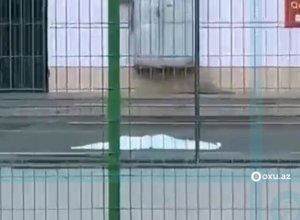 В Баку 15-летняя девочка выбросилась с многоэтажного здания - ВИДЕО