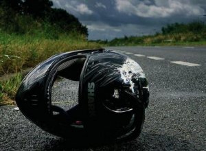 В результате ДТП в Сабунчинском районе ранен мотоциклист