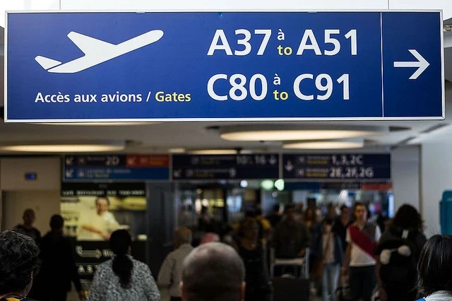 Сотрудники парижских аэропортов планируют провести забастовку из-за Олимпийских игр