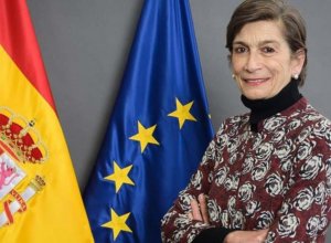 Испания официально сняла с поста посла в Аргентине