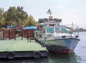 В Мингячевире на реке Кура на лодке вспыхнул пожар, пострадали 9 человек