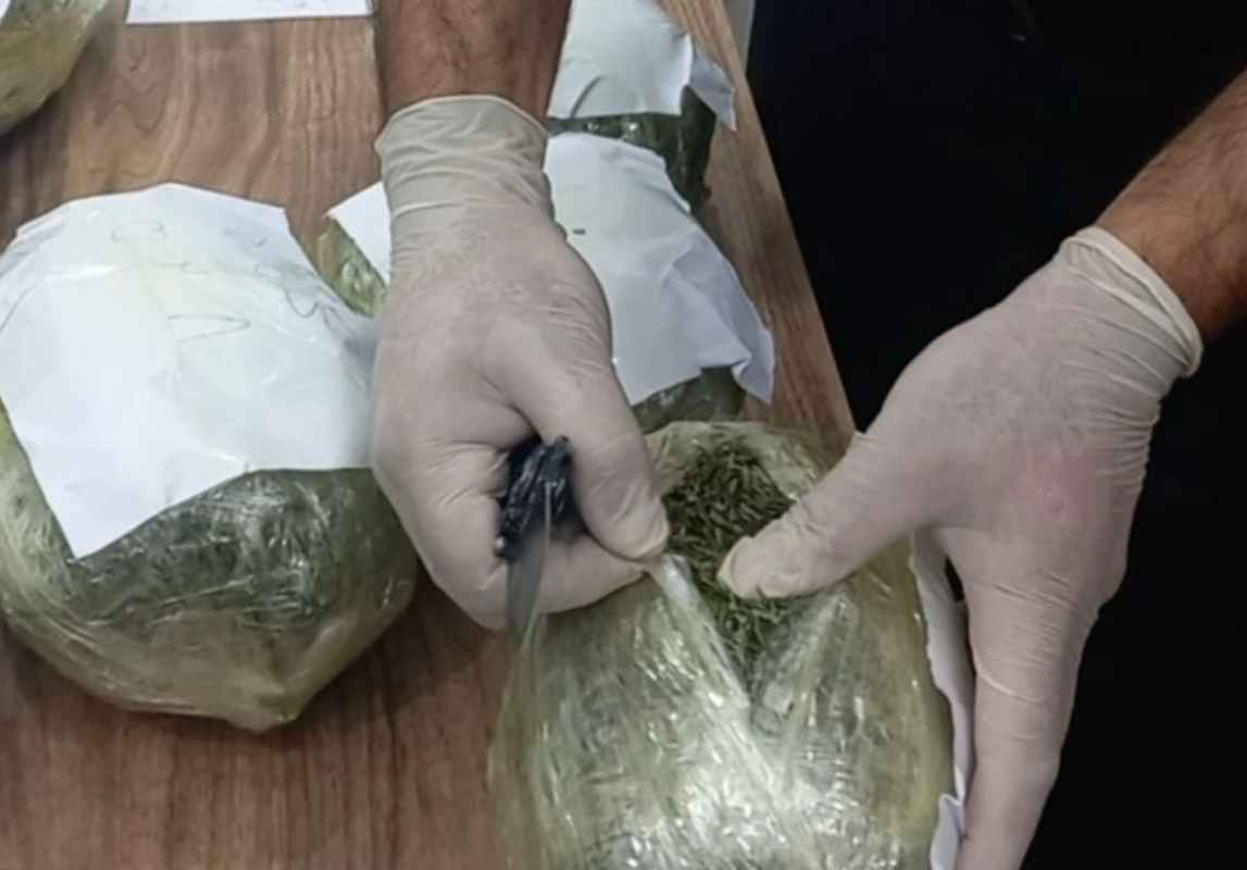 Билясуварская полиция задержала наркокурьера
