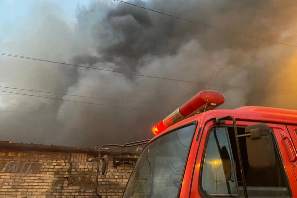 На севере Ирака произошел пожар возле военного аэродрома-ВИДЕО