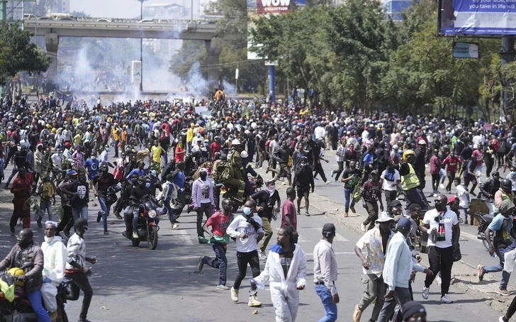 В Кении возобновились антиправительственные протесты