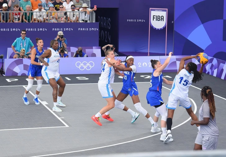 Париж-2024: женская сборная Азербайджана по баскетболу уступила Франции