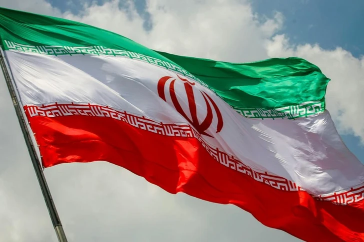 Власти Ирана закрывают значительную часть воздушного пространства страны