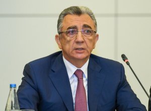 Эльдар Азизов раскритиковал главу ИВ Бинагадинского района Баку