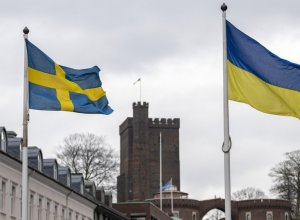 Швеция выделяет более 10 млн долларов на гуманитарную помощь Украине