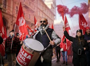 В Италии 500 тыс. трудящихся вышли на акции протеста в рамках забастовки