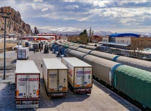 Иран стремится перенести транзит с автомагистралей на железные дороги по коридору Север-Юг