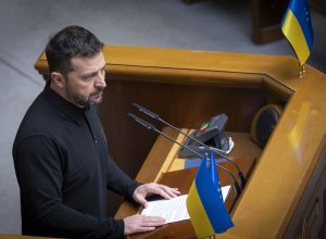 Парламент Украины поставил под сомнение легитимность Зеленского