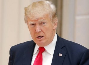 Трамп заявил, что намерен провести разговор с Путиным во вторник