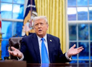 WP: Политика Трампа может грозить американской экономике спадом