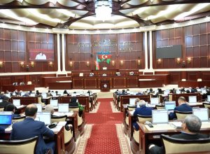 Милли Меджлис проведет слушания по подготовке кадров для аграрного сектора