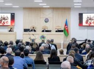 В Баку проходит суд по уголовному делу обвиняемых в совершении военных преступлений