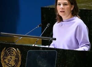 Бербок призвала не винить ООН во всех конфликтах и насилии в мире