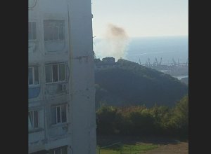Взрывы и стрельба в Туапсе: порт атакован морскими дронами