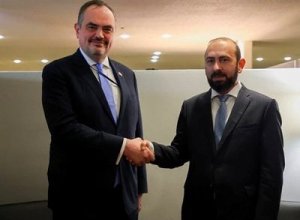 Мирзоян обсудил с заместителем госсекретаря США региональные события