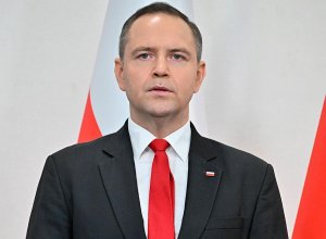 Президент Польши продлил помощь для украинских беженцев и оплату Starlink