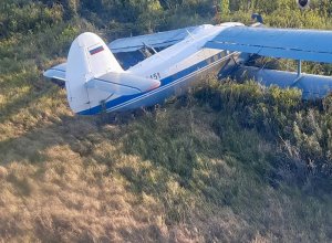 Самолет Ан-2 совершил жесткую посадку на юге Красноярского края