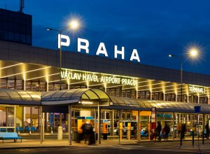В аэропорту Праги принимают меры безопасности из-за угрозы БПЛА