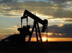 В мире выросло число нефтегазовых буровых установок