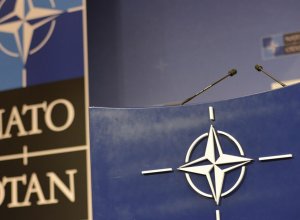 Трамп в прошлом едва не развалил НАТО
