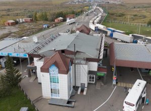 На границе Казахстана и России скопилось 2,5 тысячи грузовиков