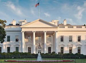 В Белом доме довольны диалогом Трампа с Путиным