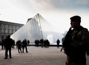 СМИ: Из Лувра похищены драгоценности из коллекции императора Наполеона и Жозефины - ОБНОВЛЕНО