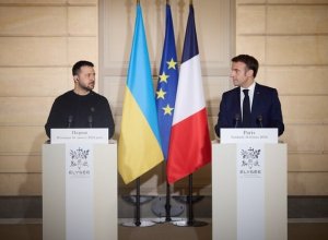 Зеленский и Макрон договорились встретиться в ближайшее время