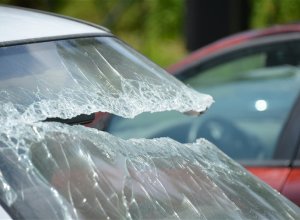 В Габале столкнулись два автомобиля, есть пострадавшие