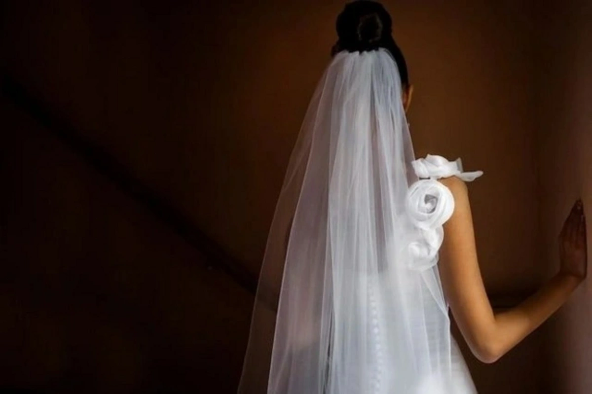 В Астаре 17-летняя девушка умерла после своей свадьбы