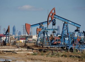 Цена азербайджанской нефти превысила $66