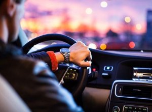 В Баку угнали Mercedes