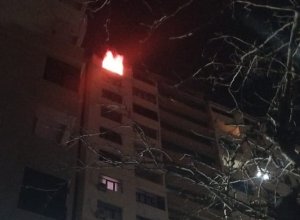 В Низаминском районе Баку в жилом доме произошел пожар